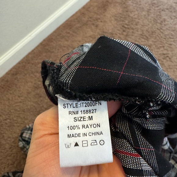 2 FOR $25 Fashion Nova Paris 89 Plaid Maxi Shirt Top Side Slits M - Picture 6 of 9